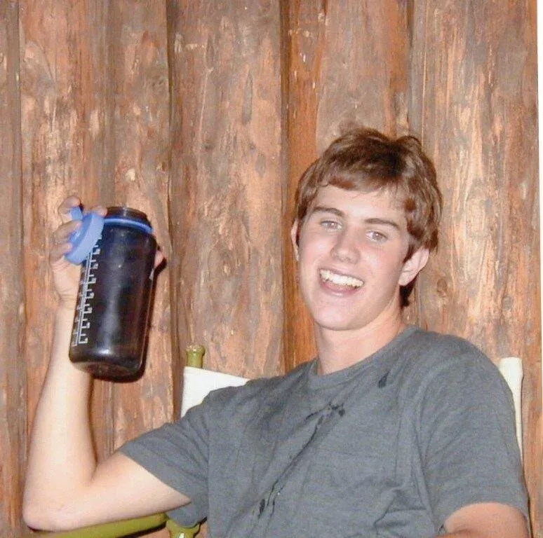 Circa 2002: In 2021 I still haven’t figured out how to drink out of a wide mouth Nalgene without spilling all over myself
