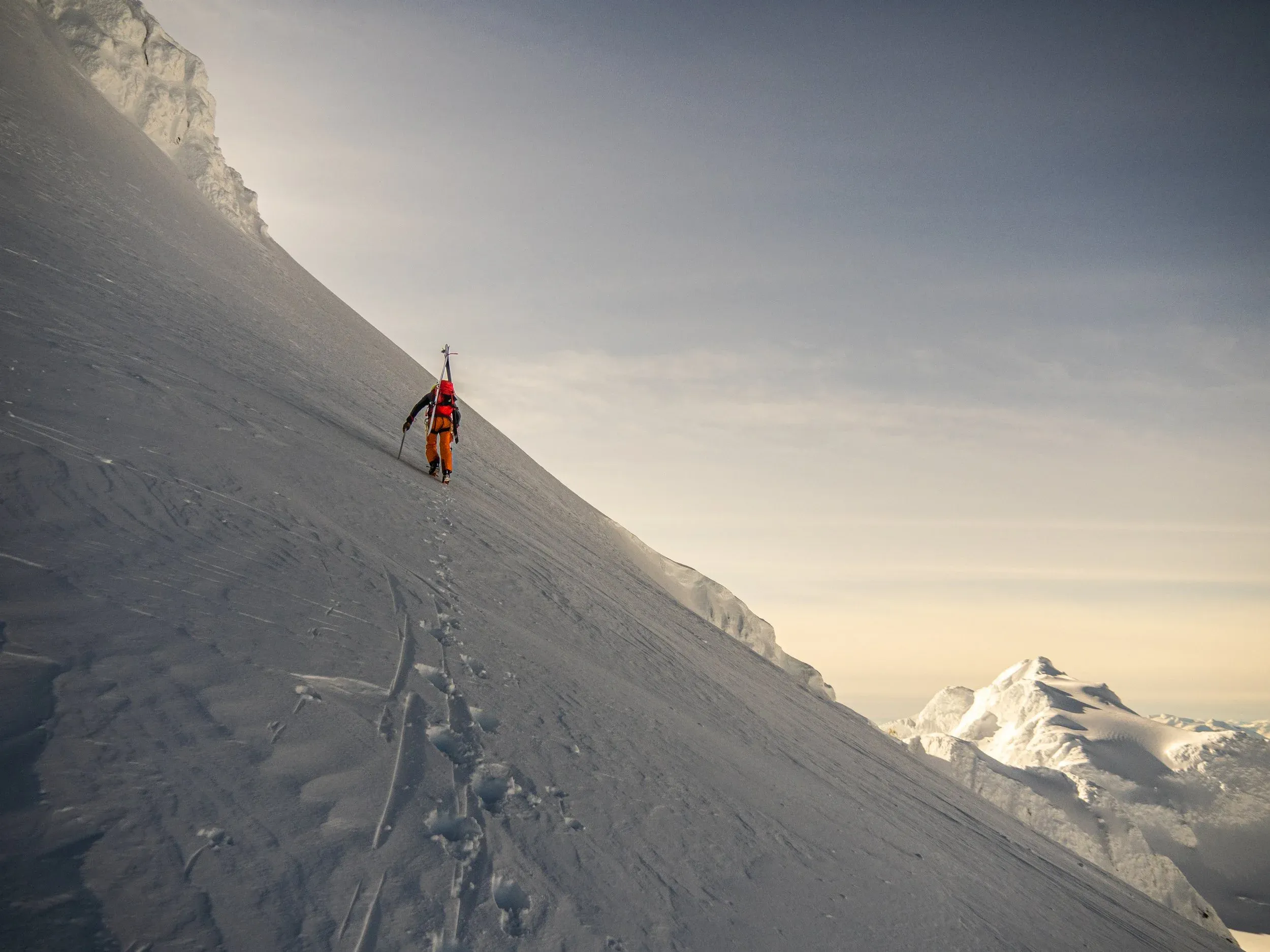 Steep, and in parts exposed, bootpack to the summit from 2550m. Snow was soft with easy purchase made the climb feel solid and secure.