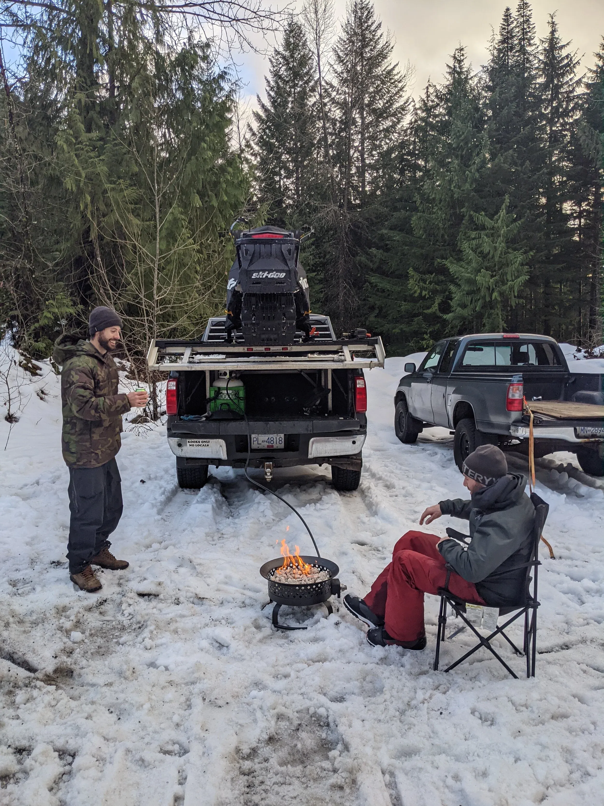 Big props to Mike Holmes for upping his post-shred truck hosting game, during a unique season of limited capacity apres venues