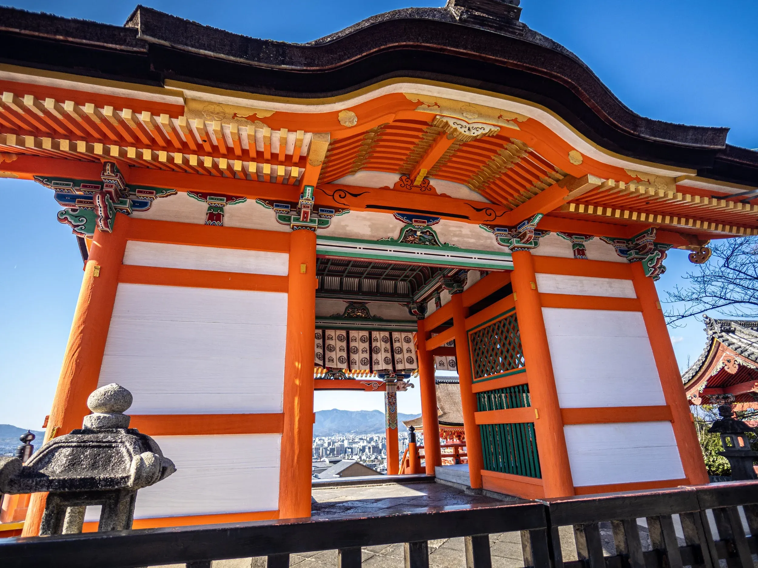 Kiyomizu-dera temple